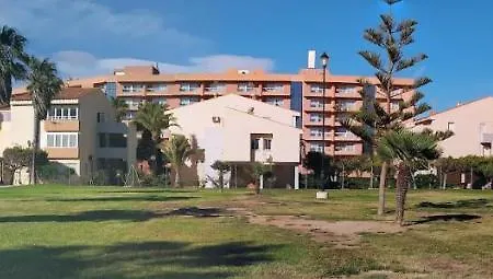 Atractivo En La Playa Con Parking Apartment