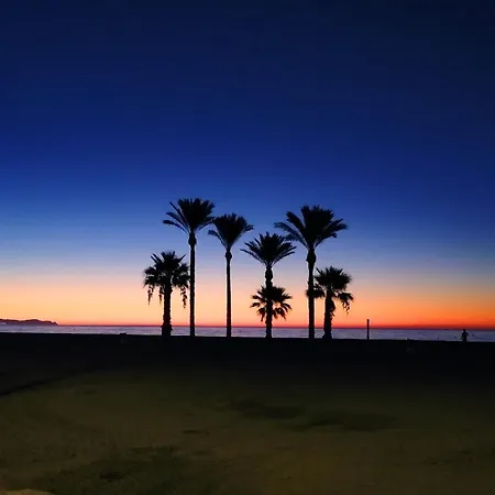 Atractivo En La Playa Con Parking Apartment *